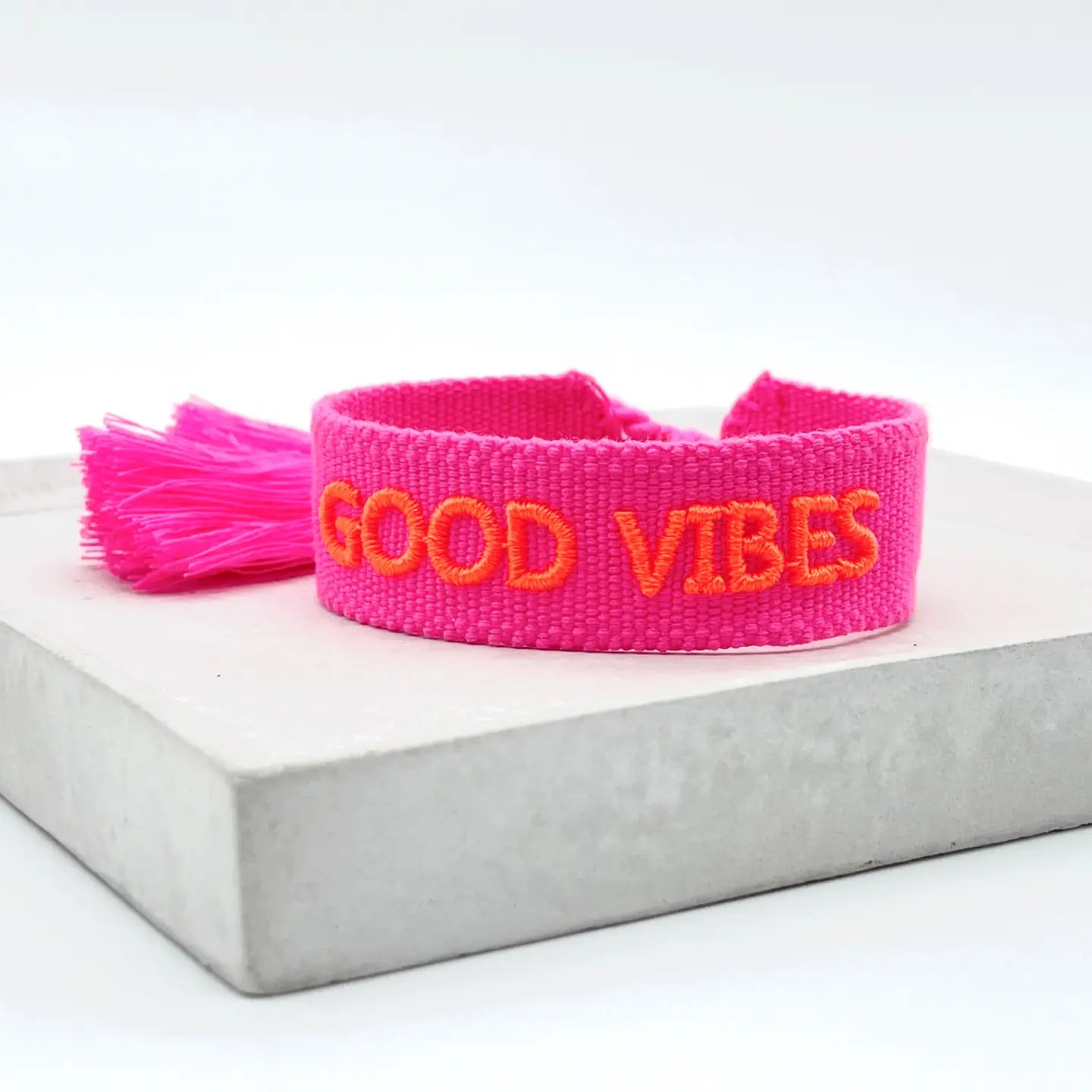 GOOD VIBES PINK