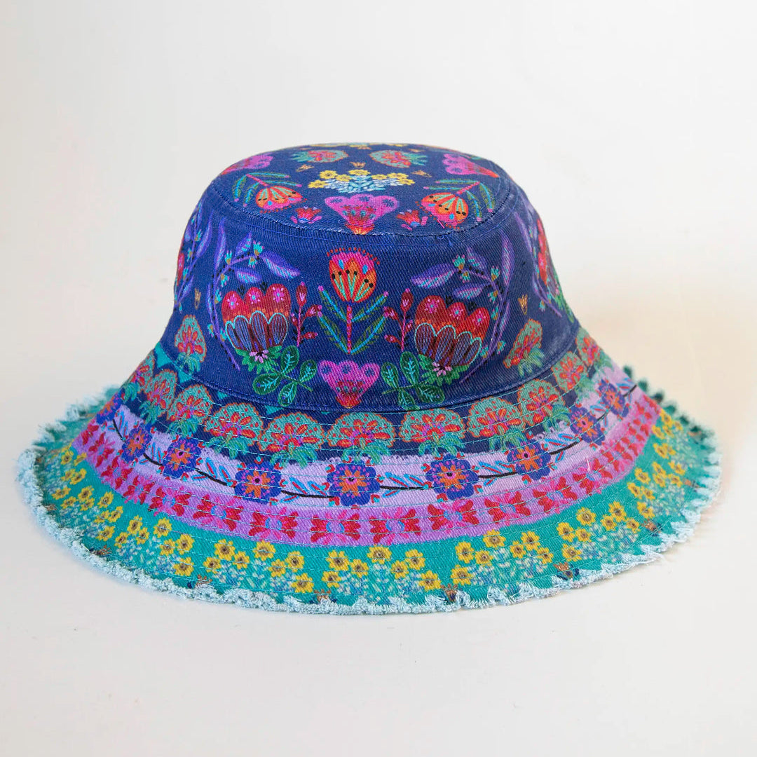 Sandy Days Bucket Hat Navy Folk Flower