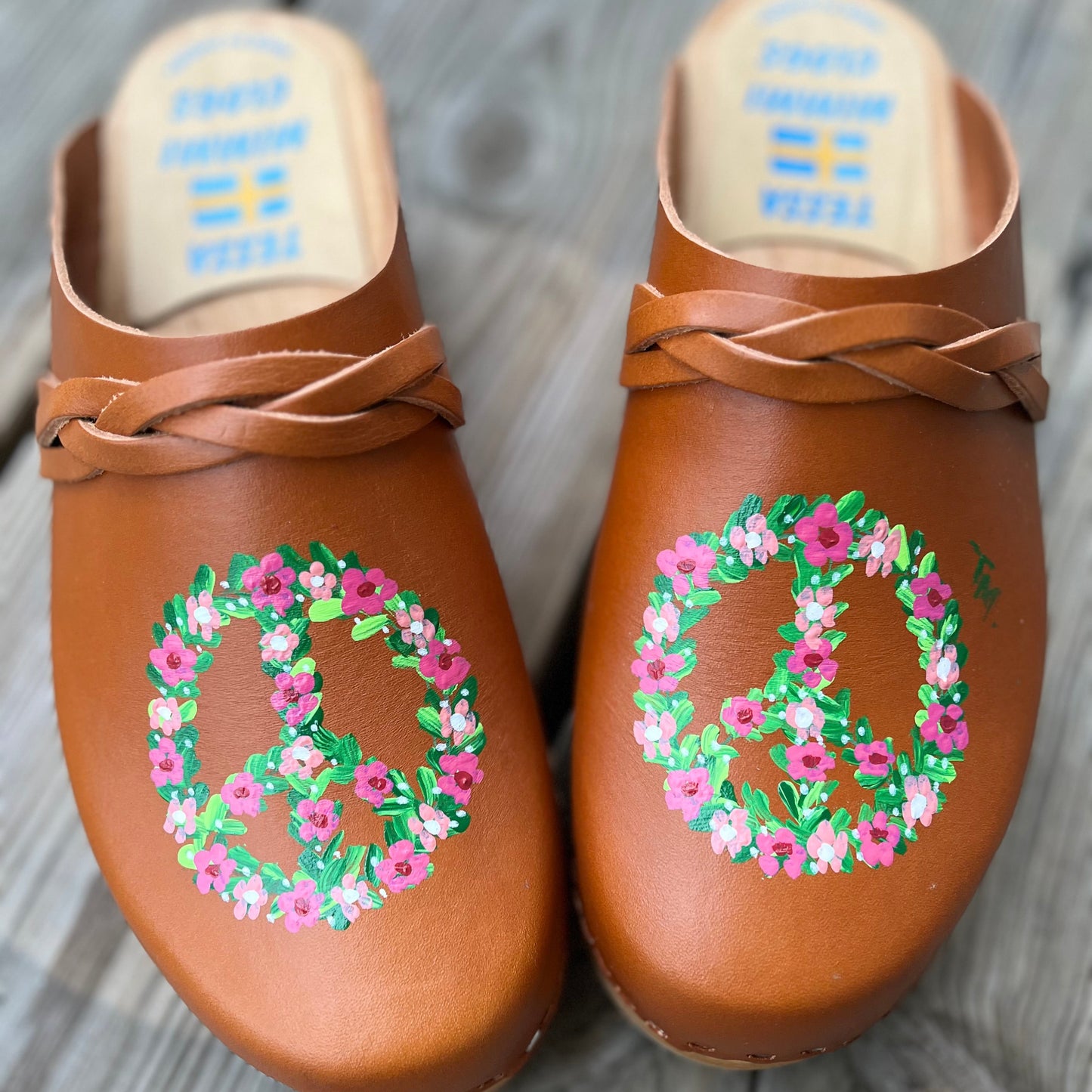 Suntanned Pink Peace