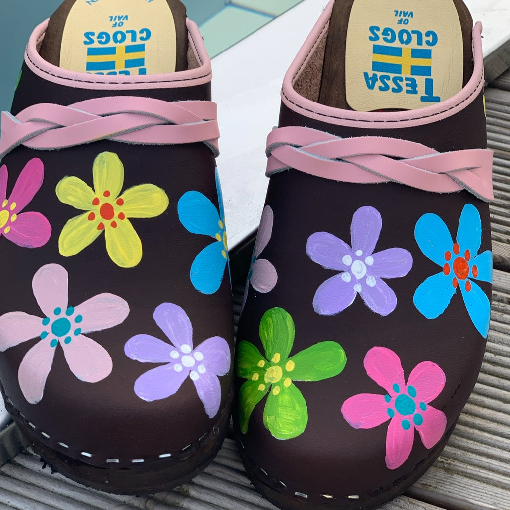 Brown Flower Power