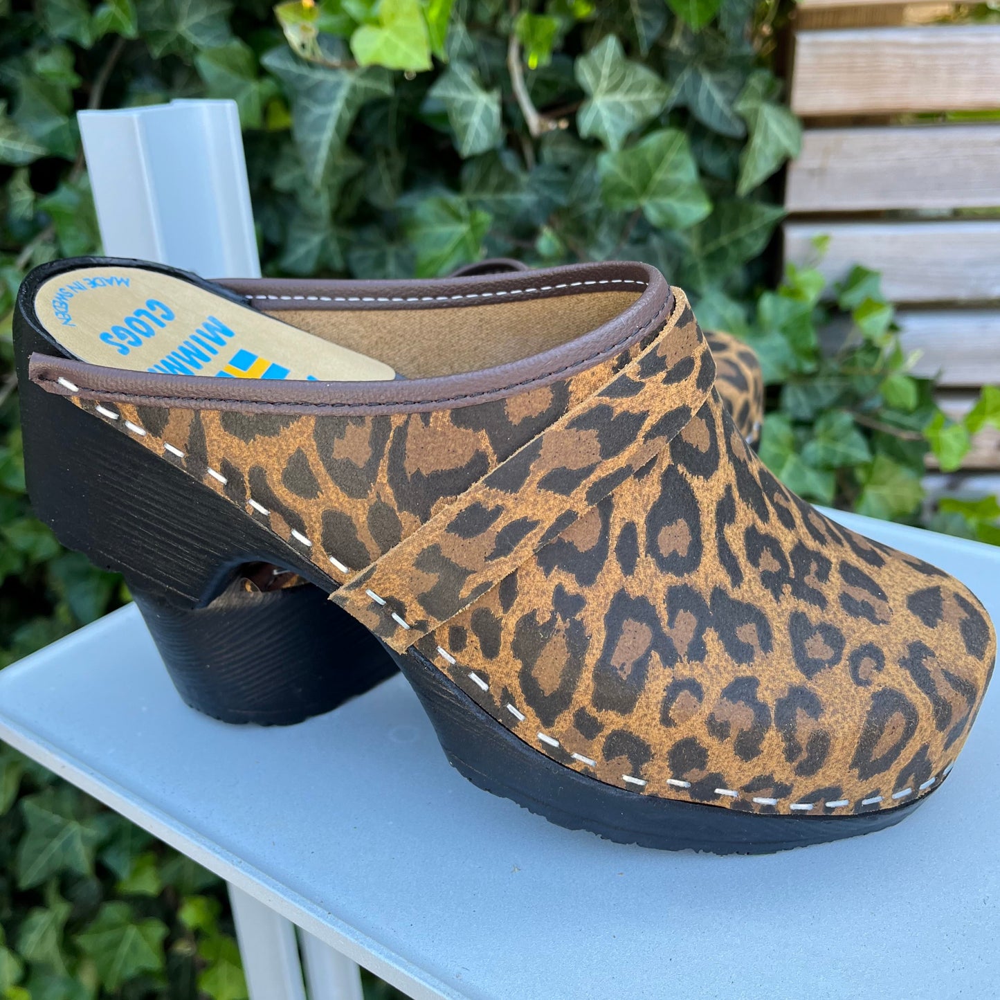 Leo Soft Clogs