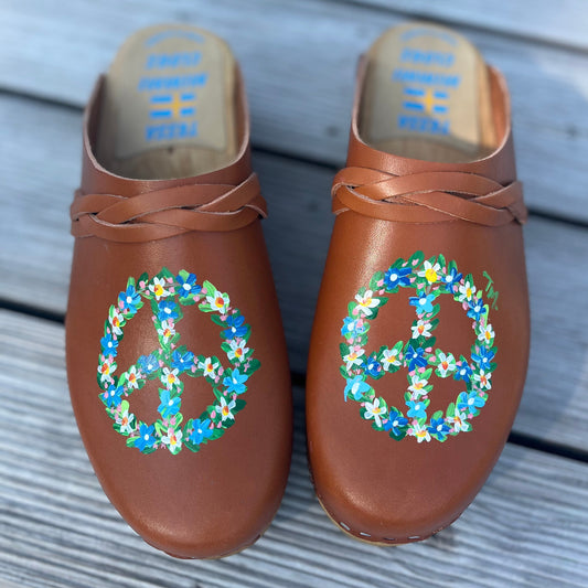 Suntanned Blue Peace